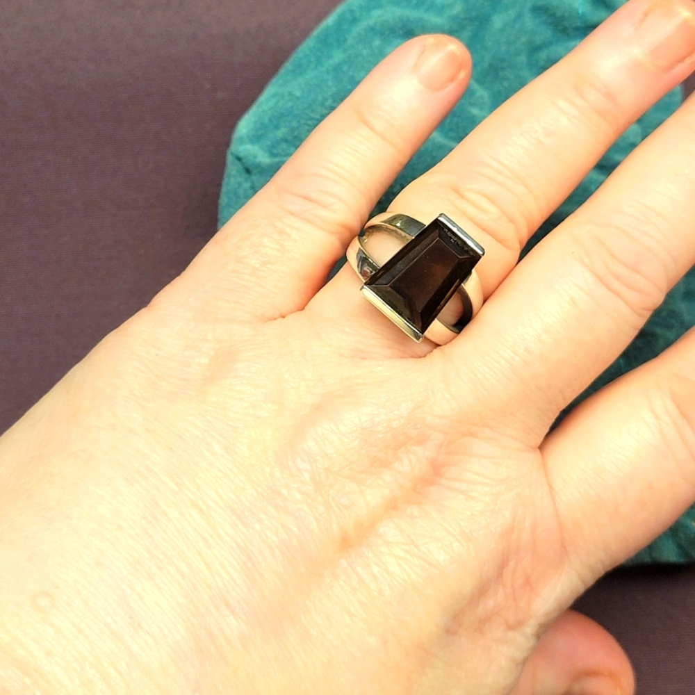 Smokey Quartz Sterling Silver Ring W/Ruby Cabochon Detail Sz 9
